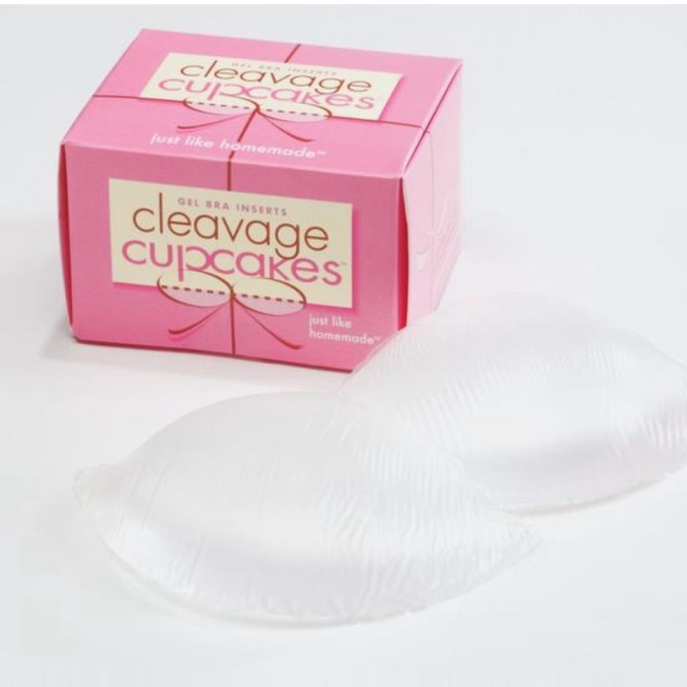Commando Cleavage Cupcakes | Silicone Bra Inserts | Discolored